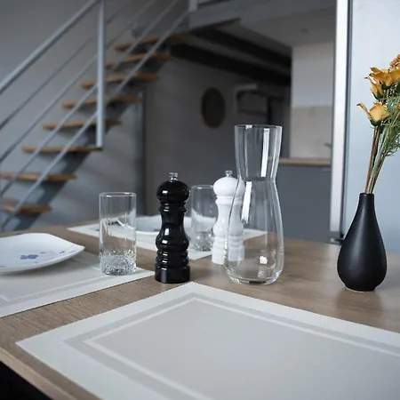 Le Passementier, T2 Duplex Grand Volume Parking Souterrain Wifi Netflix Saint-Etienne (Loire)